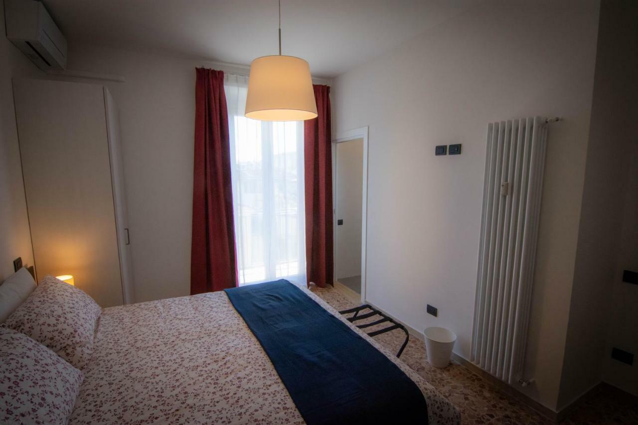 Kate Apartment In Centro 3 Camere Da Letto 3 Bagni フィレンツェ エクステリア 写真
